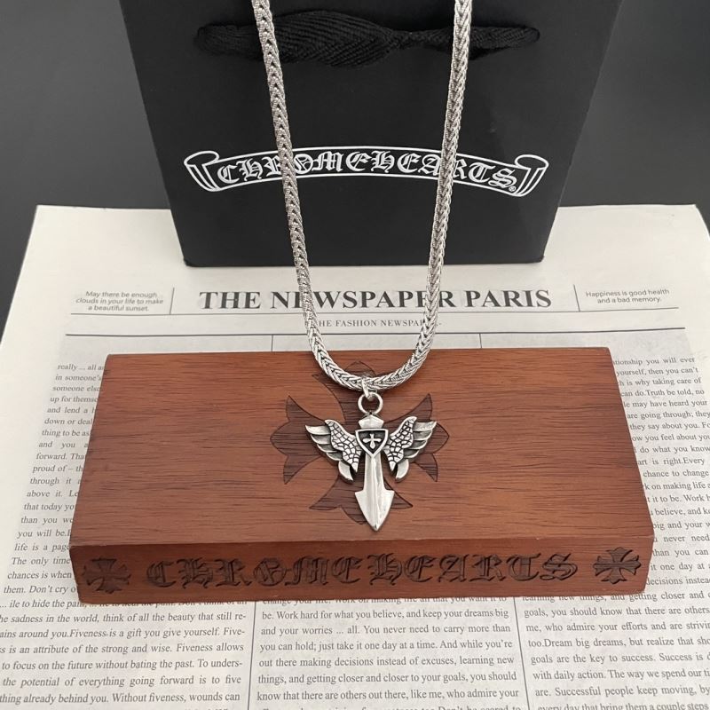Ch**me He**ts necklaces